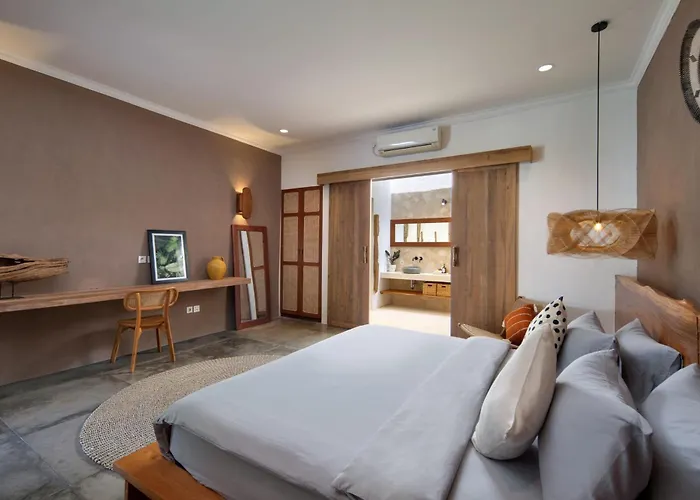 Pawikan - Stylish Tropical 4br With Private Pool In Center Villa *